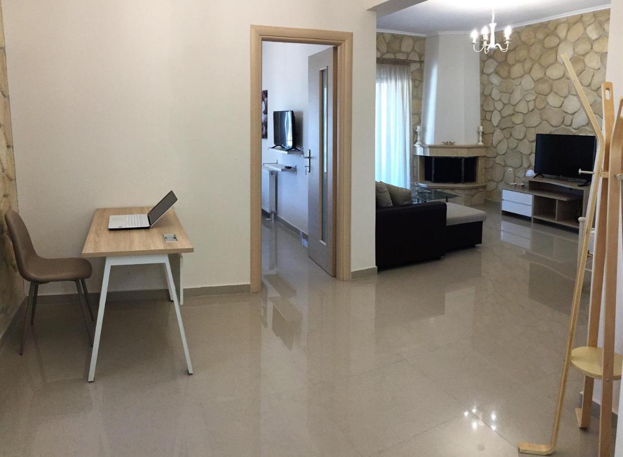 הוילה סיווירי Amfithea House מראה חיצוני תמונה